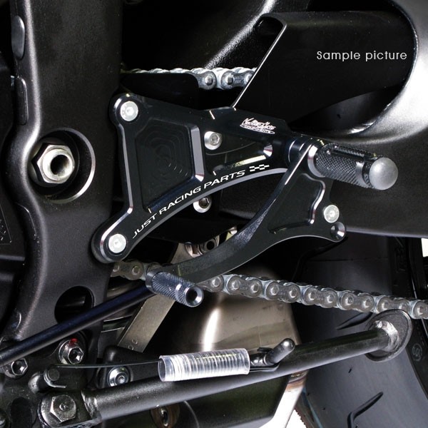 Immagine di PEDANE TIPO 1 YAMAHA R6   2006-2016